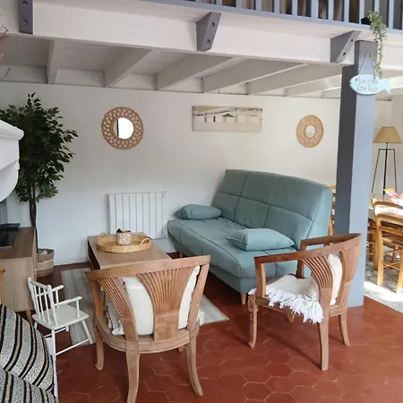 Les Pieds Dans L Eau 度假居 滨海隆热维勒